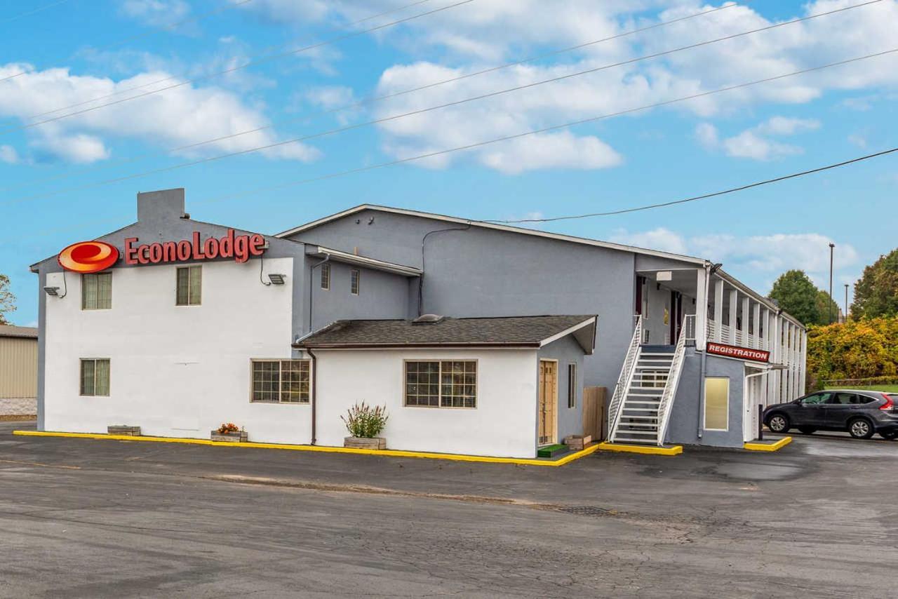 Econo Lodge Franklin Buitenkant foto