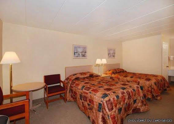 Econo Lodge Franklin Buitenkant foto